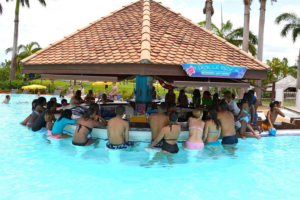 Village Pierre & Vacances Sainte Luce Bagian luar foto